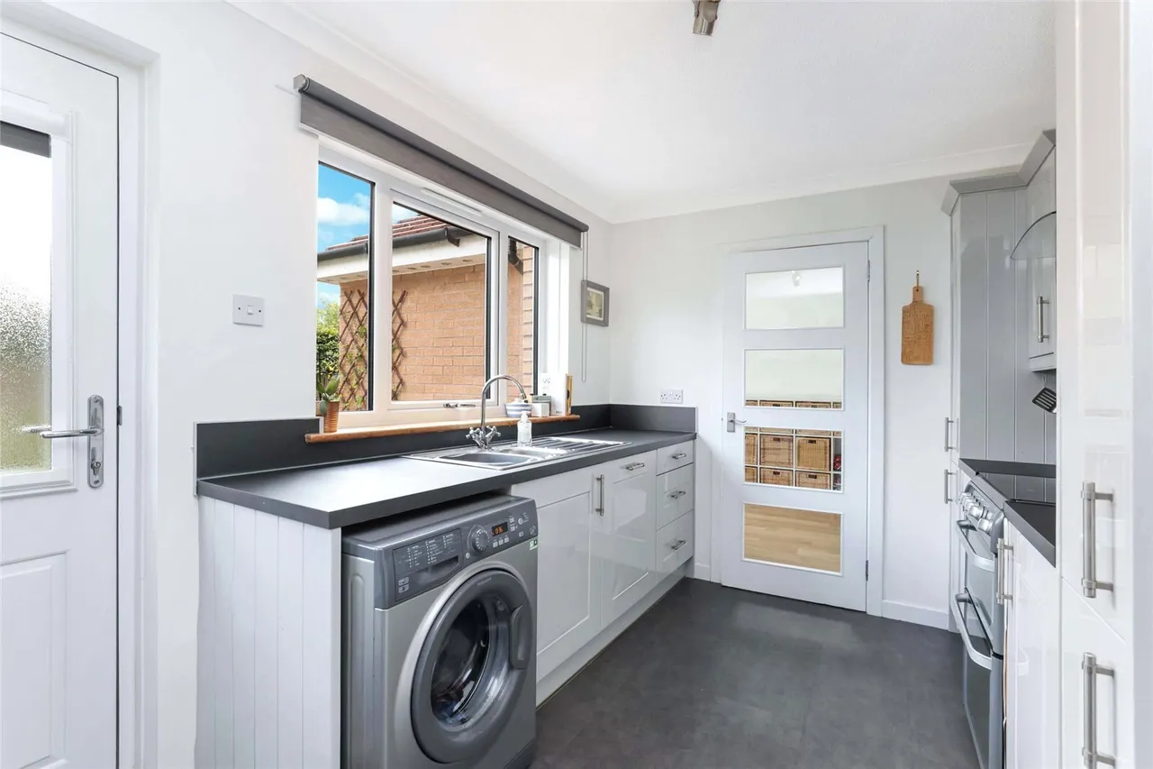 Craigbet Crescent, Quarrier's Village, By Bridge Of Weir, PA11, photo 10