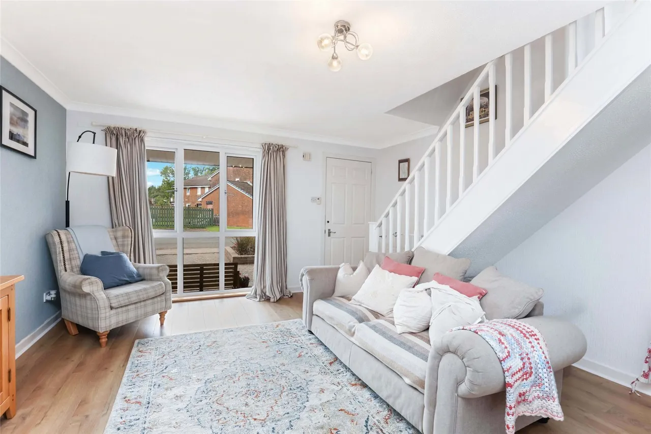Craigbet Crescent, Quarrier's Village, By Bridge Of Weir, PA11, photo 4