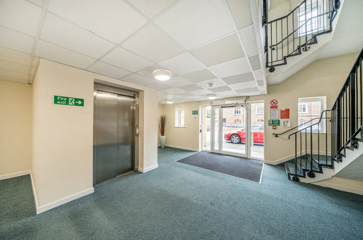 Pulborough, RH20 1FE, photo 11