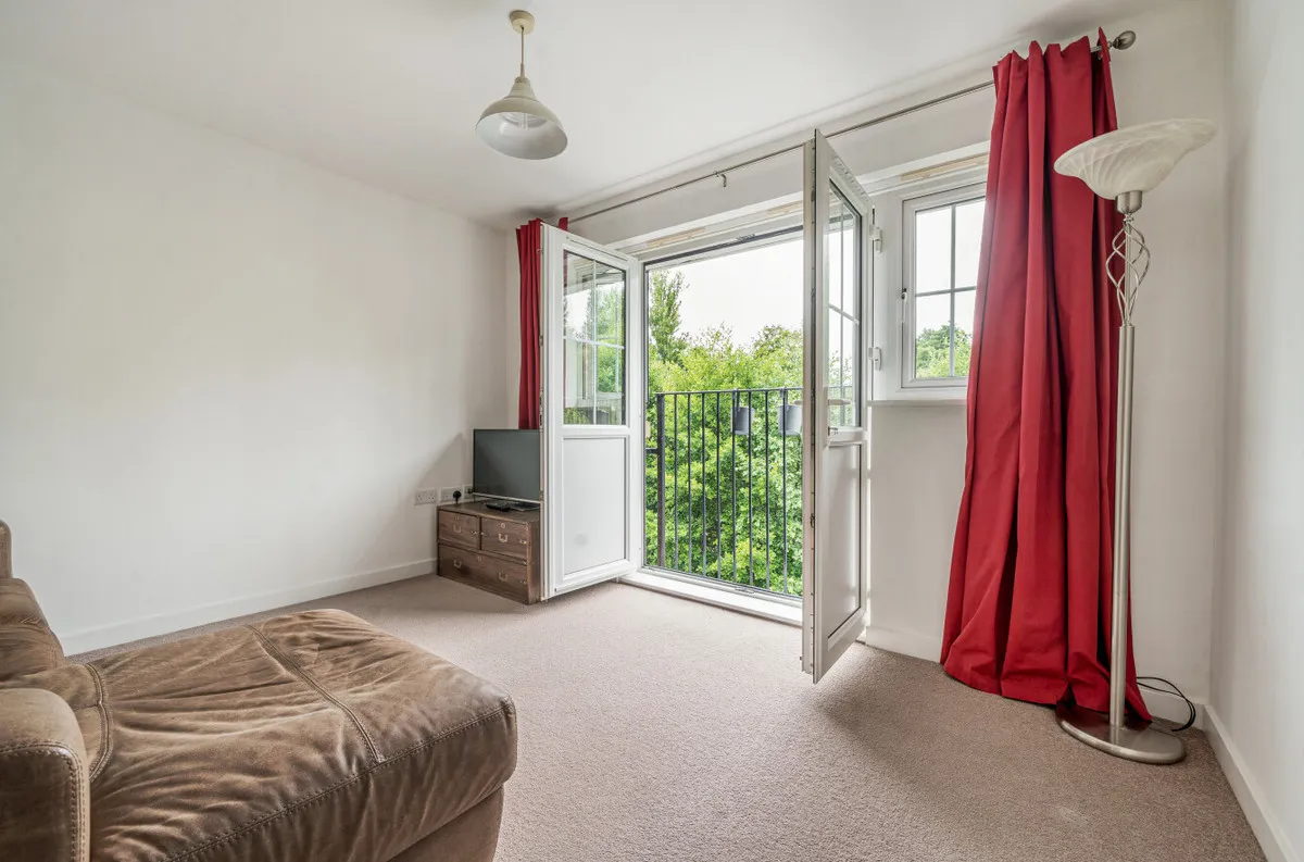 Pulborough, RH20 1FE, photo 3