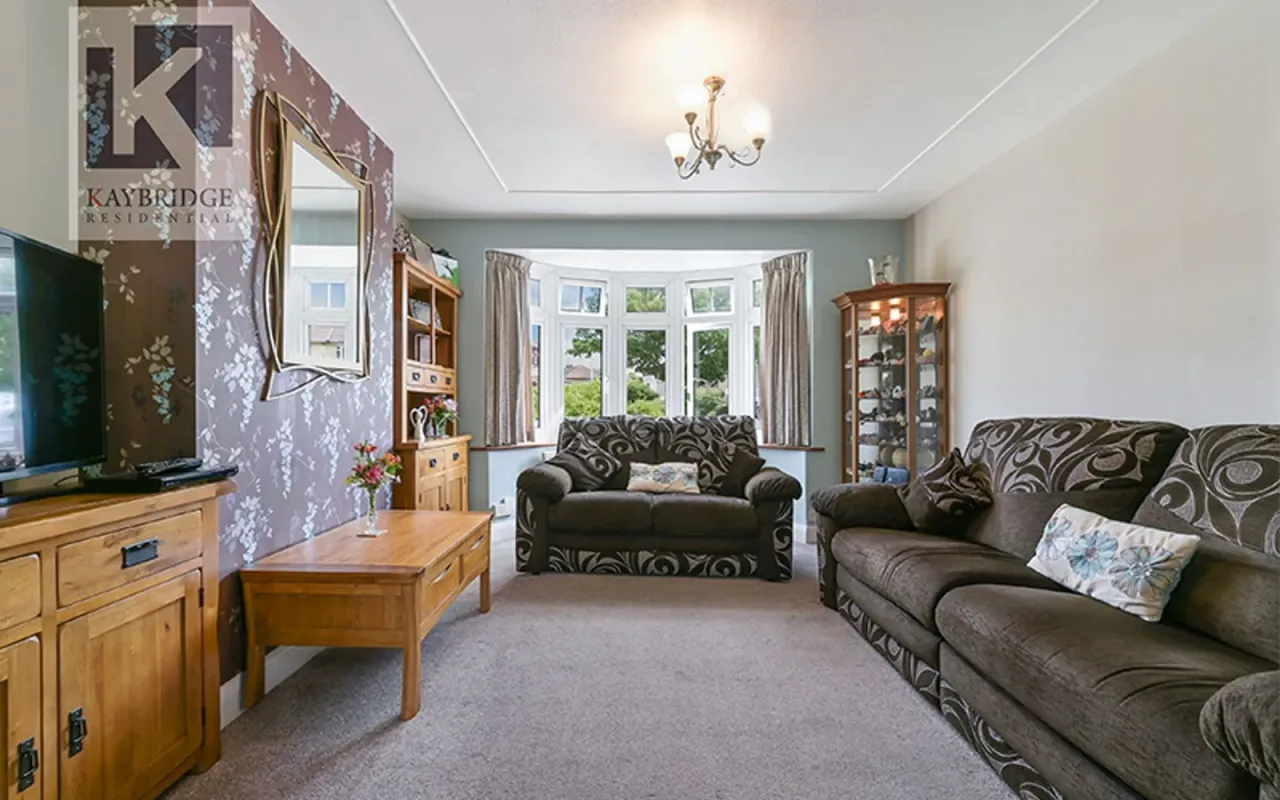 River Way, Epsom, KT19, photo 3