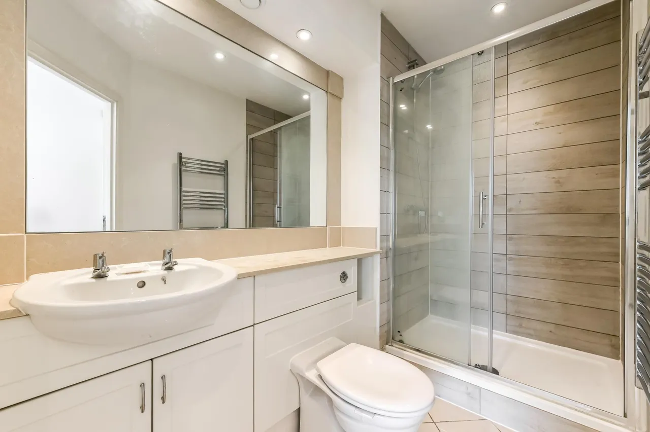 Dorey House, TW8, photo 9