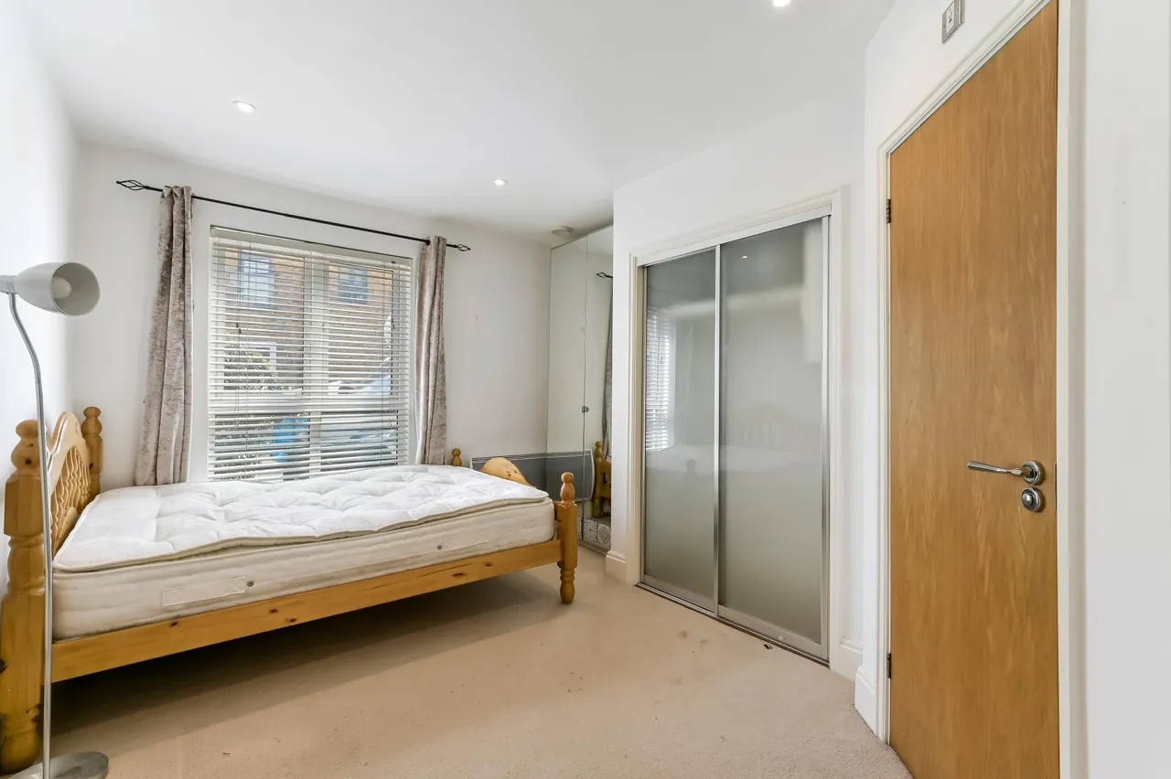 Dorey House, TW8, photo 8