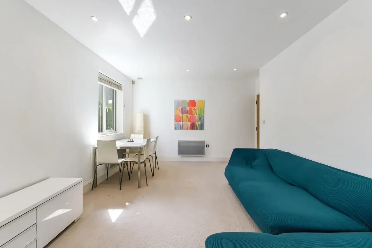 Dorey House, TW8, photo 6