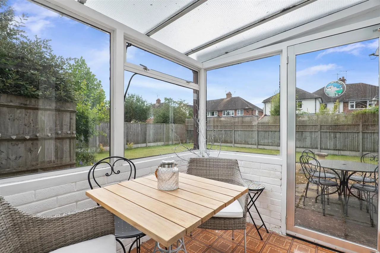 Paddock Lane, Stratford-Upon-Avon, CV37, photo 30