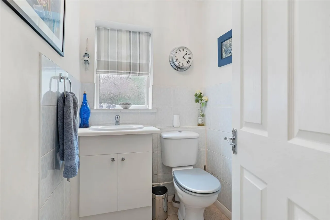 Paddock Lane, Stratford-Upon-Avon, CV37, photo 23