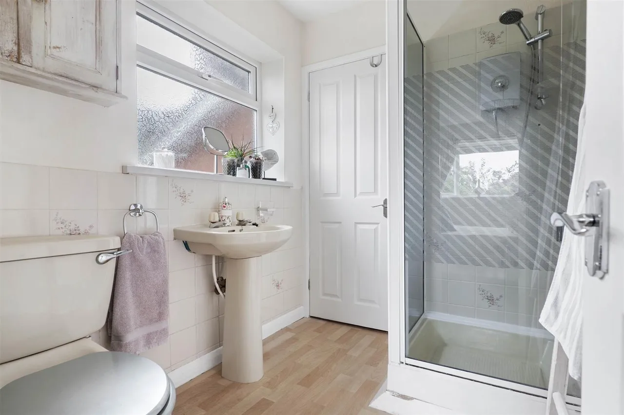 Paddock Lane, Stratford-Upon-Avon, CV37, photo 24