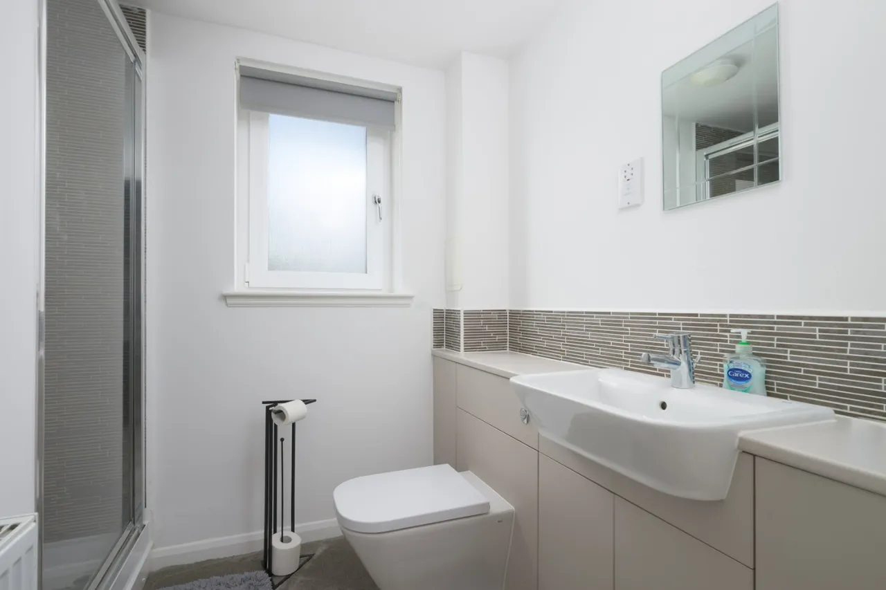 Robert Grove, Dunfermline, KY11 8NL, photo 13