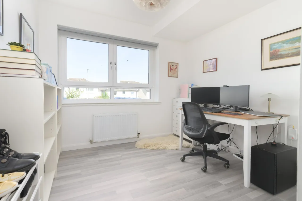 Robert Grove, Dunfermline, KY11 8NL, photo 14