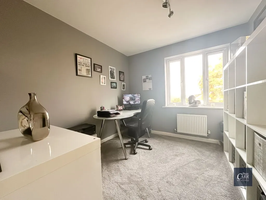 Royal Meadow Way, Streetly, B74, photo 25
