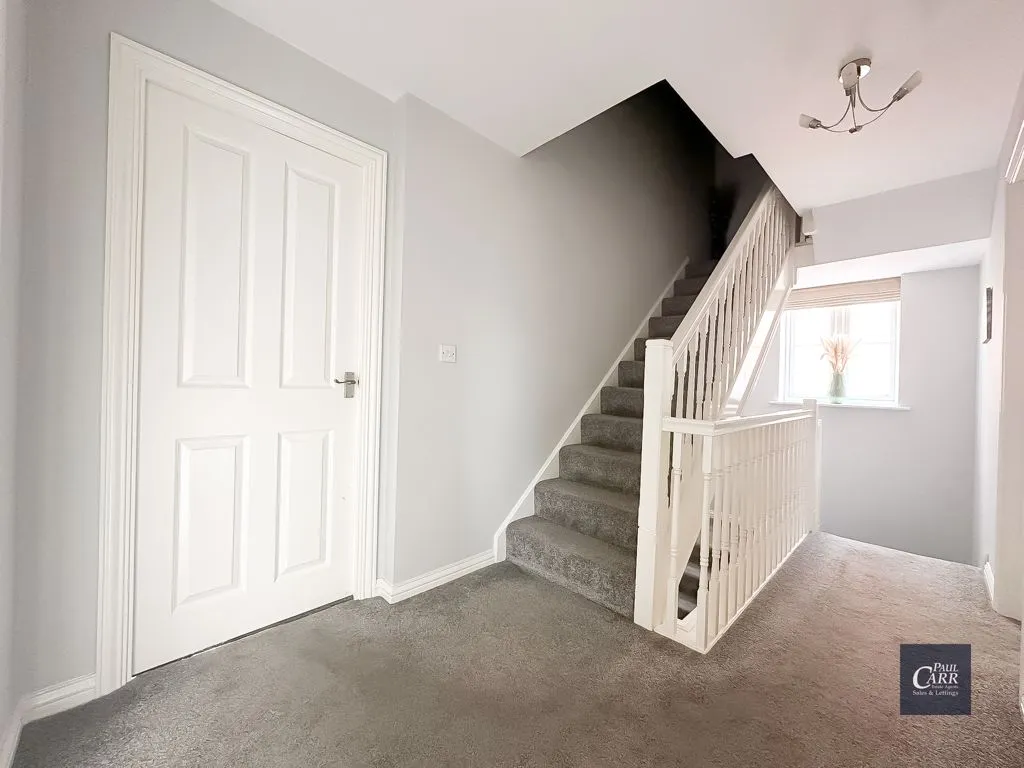 Royal Meadow Way, Streetly, B74, photo 28