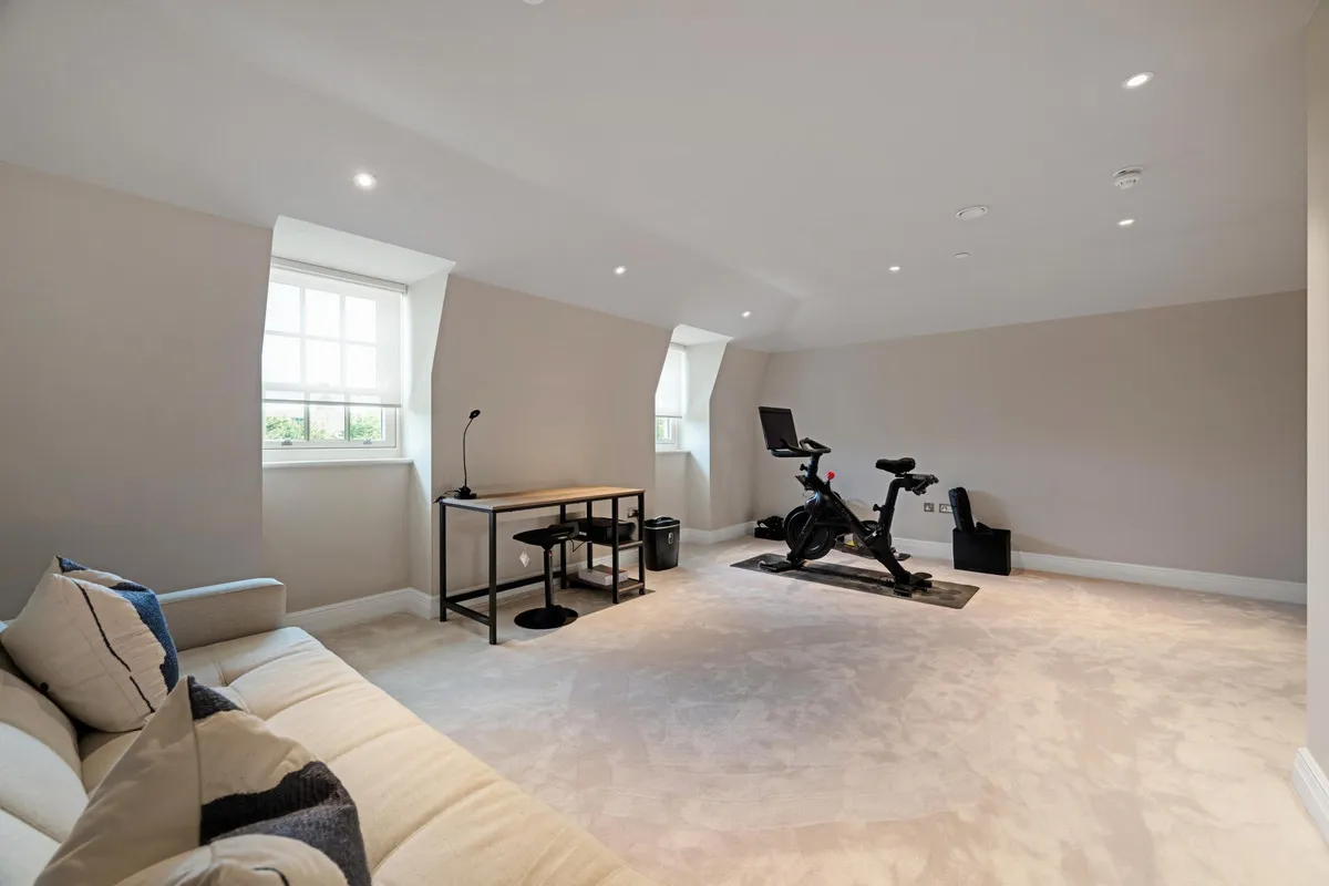 Englefield Green Egham, TW20, photo 21