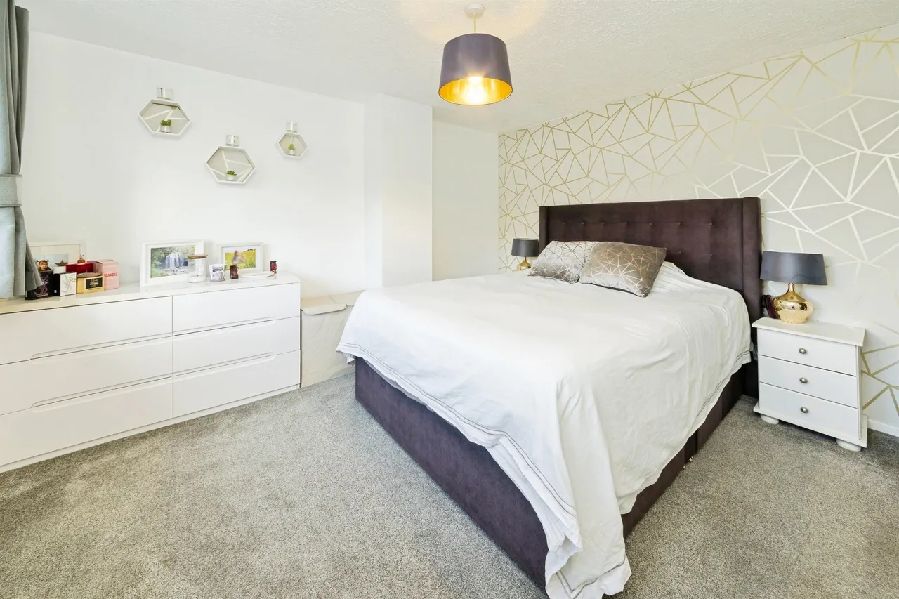 Brookhill Road, Copthorne, RH10, photo 10