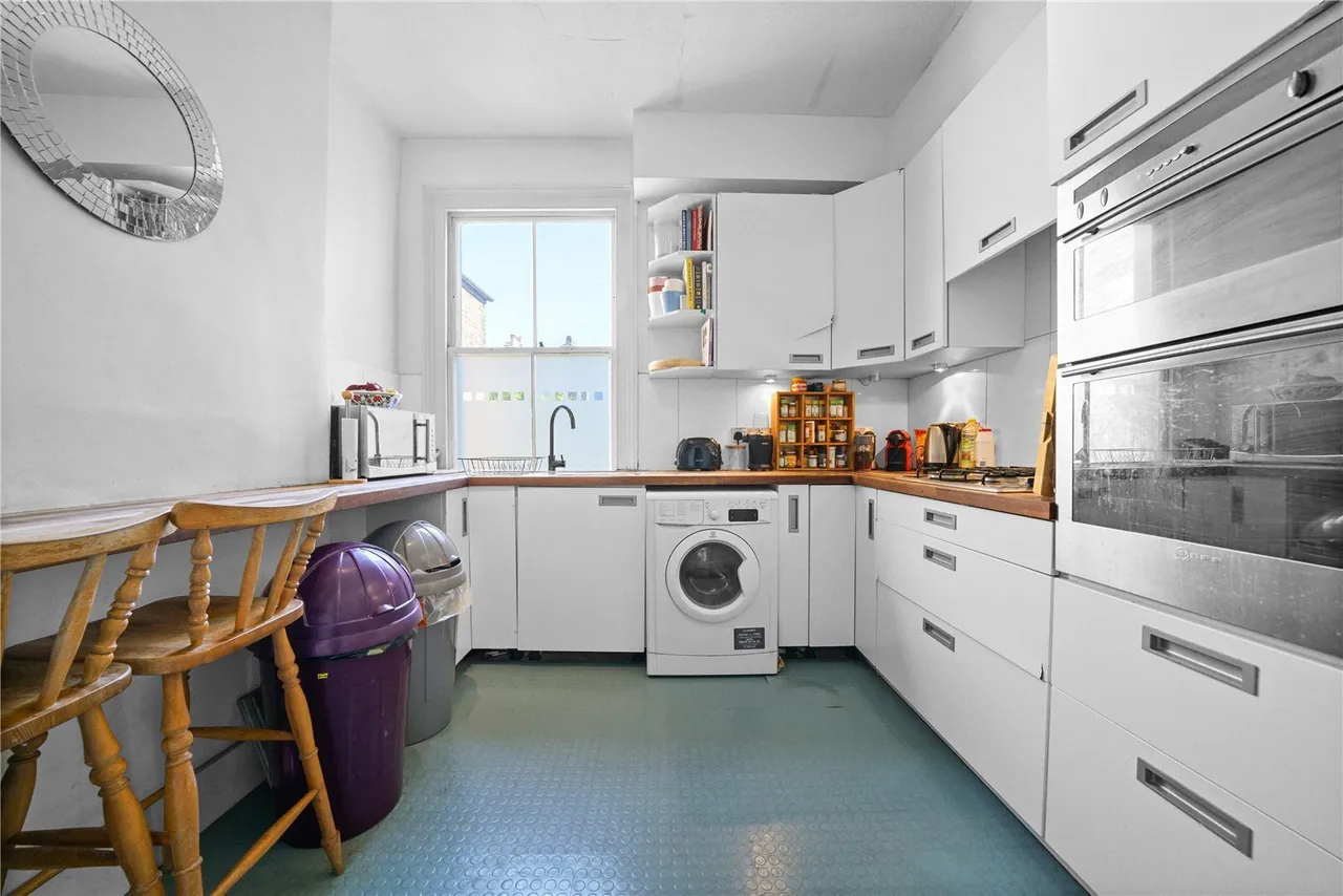 Cathles Road, Clapham South, SW12, photo 4