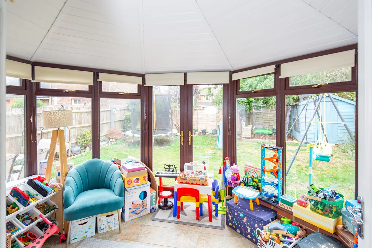 May Tree Close, Bicester, photo 11