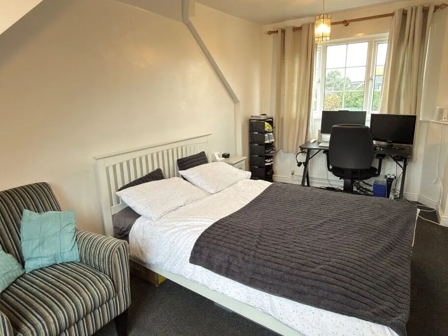 Pitts Lane, Earley, RG6, photo 17