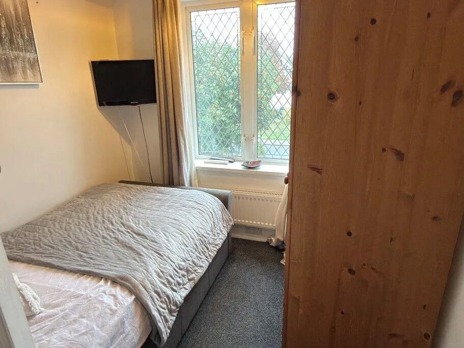 Pitts Lane, Earley, RG6, photo 20