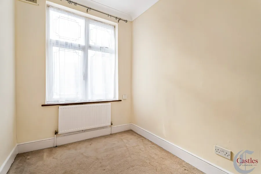 Branksome Avenue, Edmonton, N18, photo 8