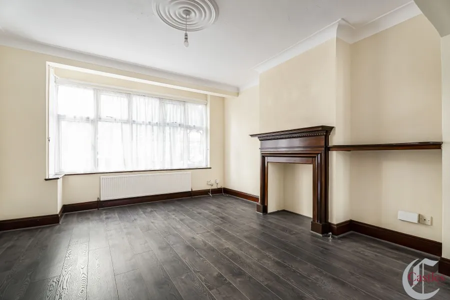 Branksome Avenue, Edmonton, N18, photo 15