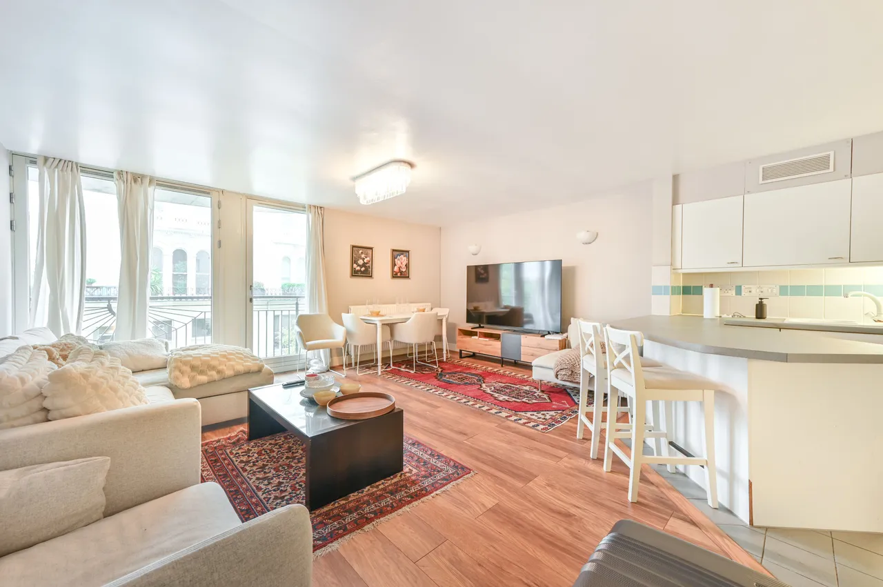 Flat 7, 50 Kensington Gardens Square, London, photo 2