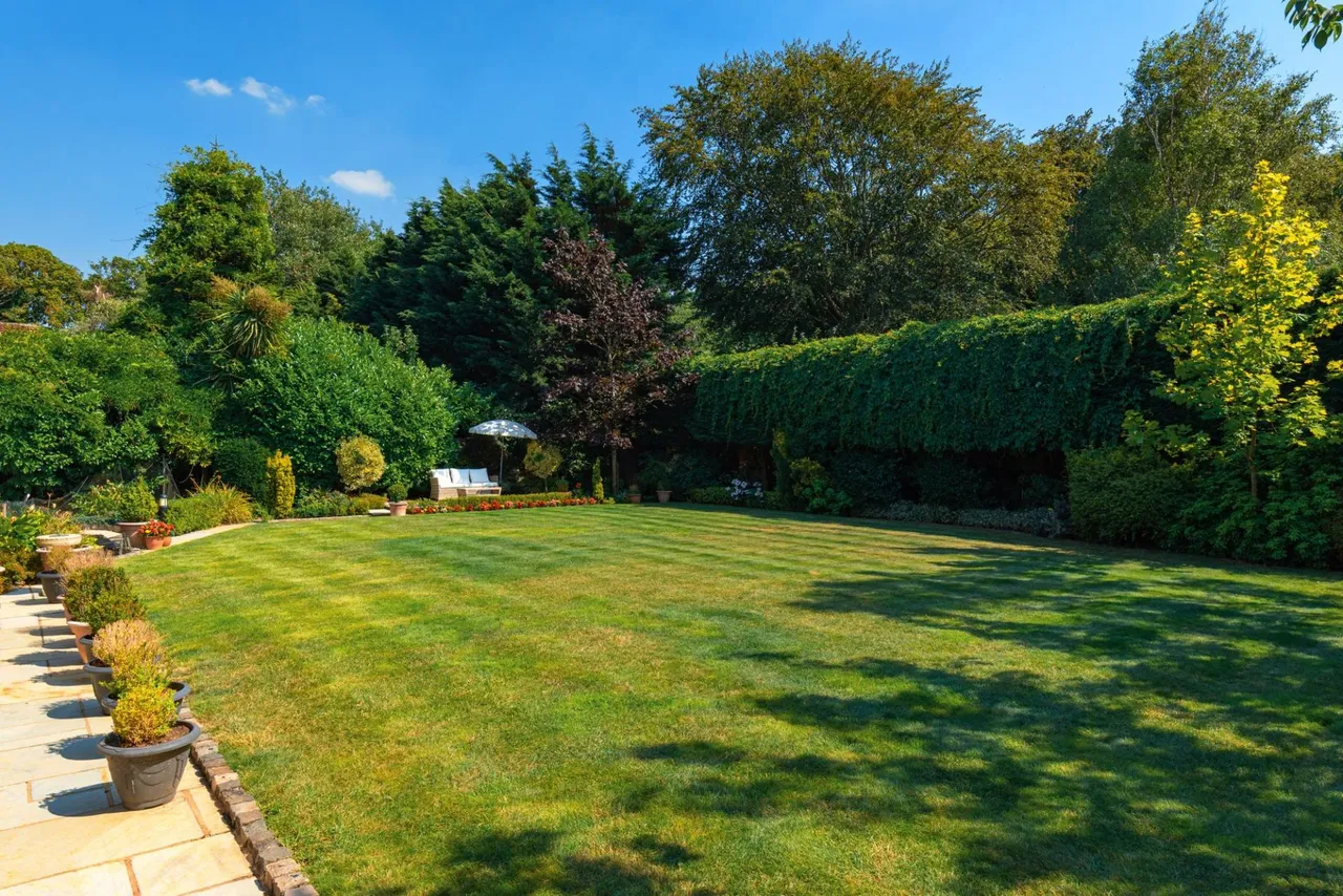 Briarwood, Blundellsands, L23, photo 26