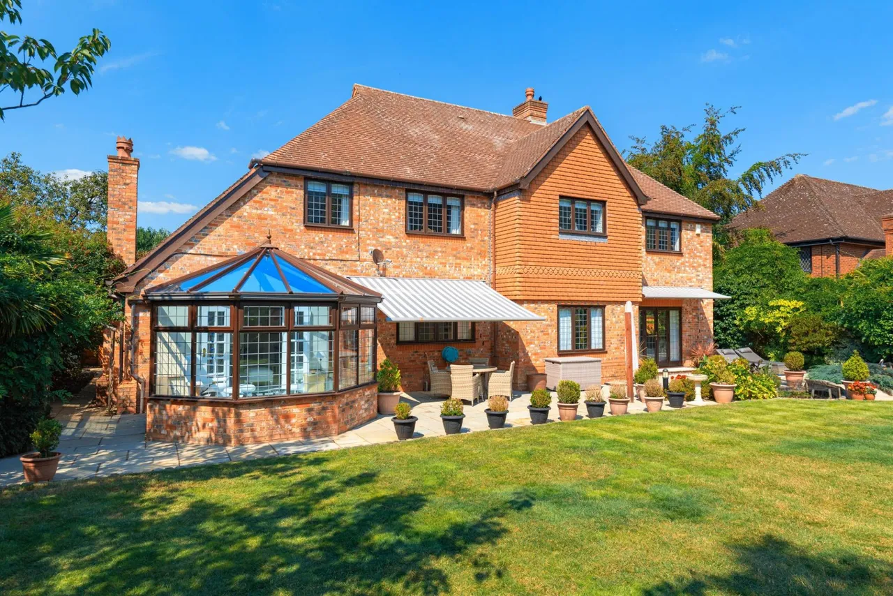 Briarwood, Blundellsands, L23, photo 25
