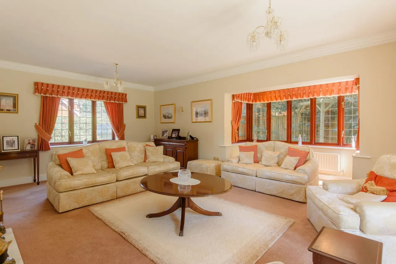 Briarwood, Blundellsands, L23, photo 7