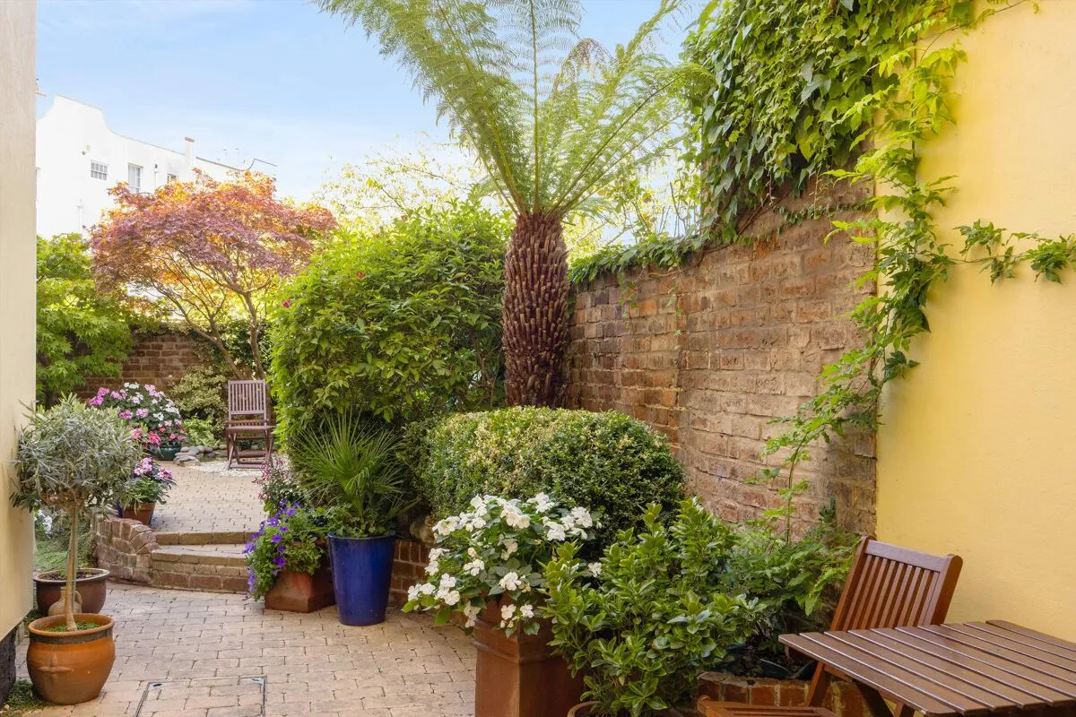 Lansdown Parade, Cheltenham, GL50, photo 22