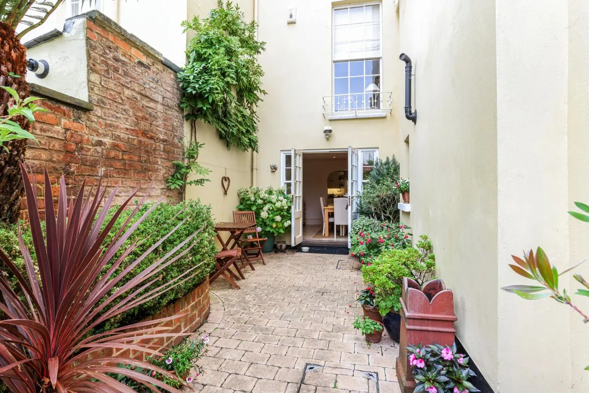 Lansdown Parade, Cheltenham, GL50, photo 16