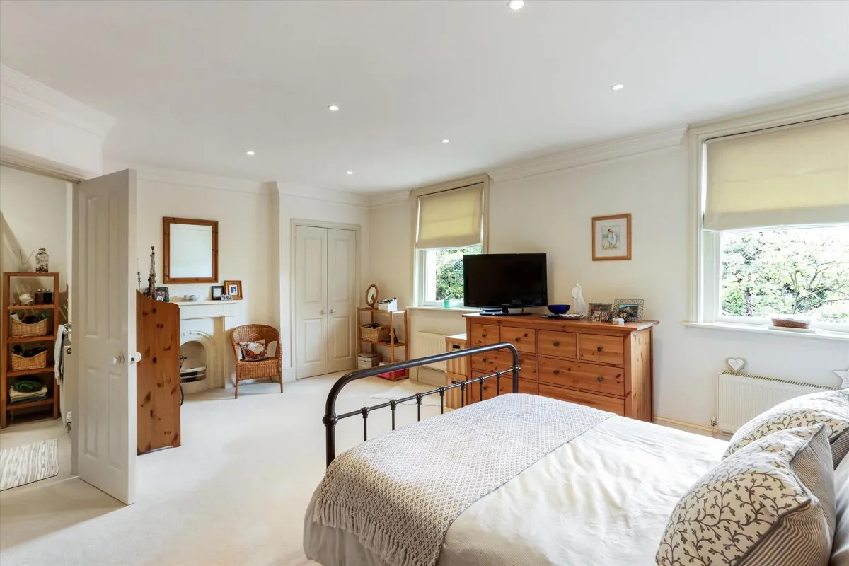 Lansdown Parade, Cheltenham, GL50, photo 12