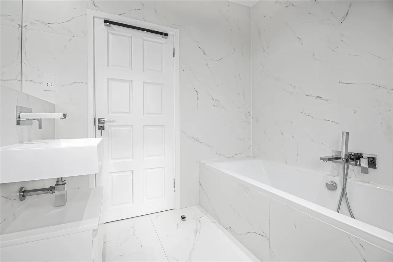 Forestdale, Southgate, N14 7DY, photo 29