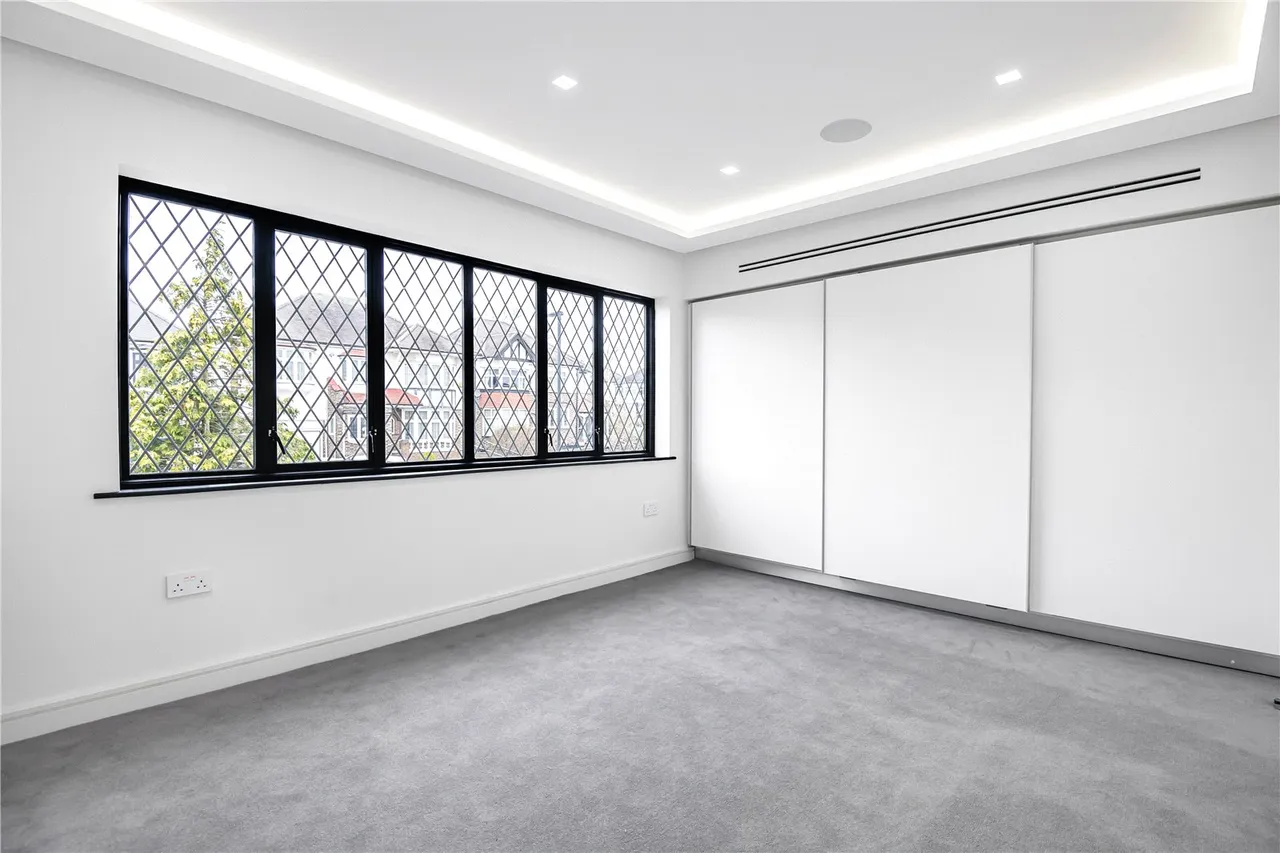 Forestdale, Southgate, N14 7DY, photo 19