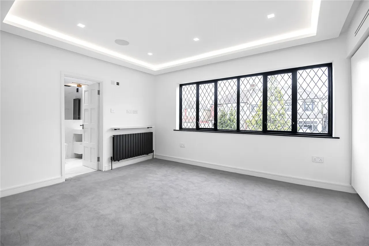 Forestdale, Southgate, N14 7DY, photo 17