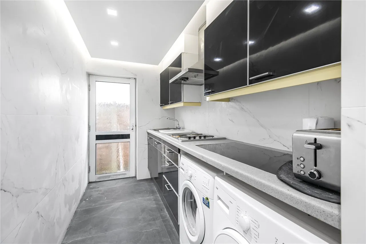 Forestdale, Southgate, N14 7DY, photo 13