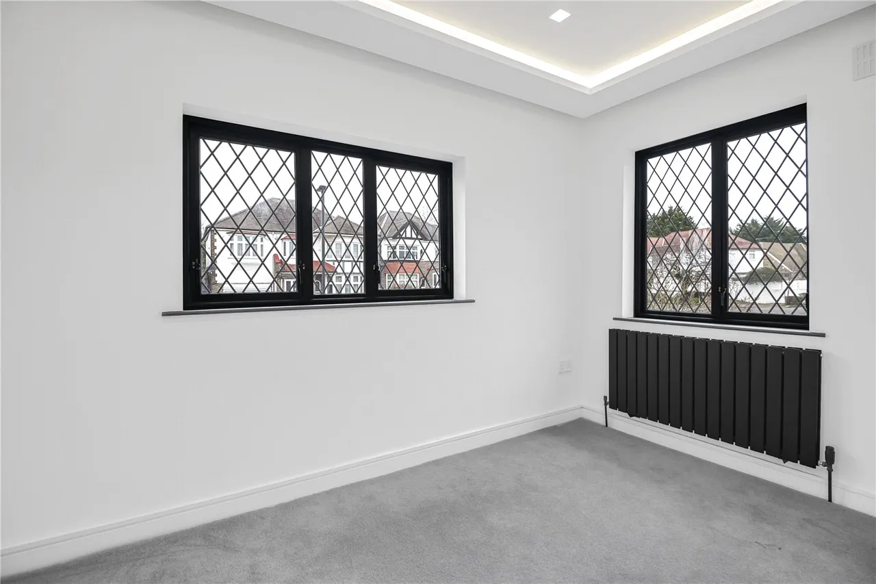 Forestdale, Southgate, N14 7DY, photo 26