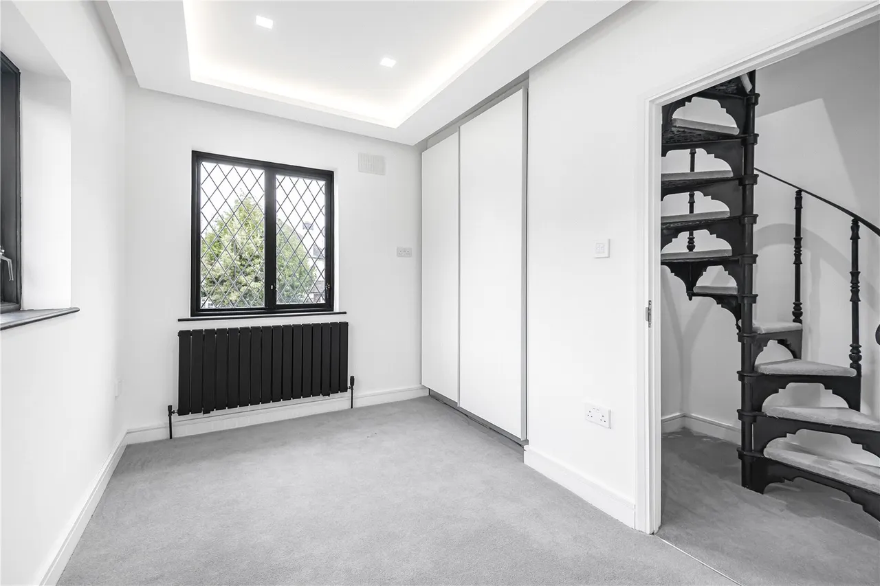 Forestdale, Southgate, N14 7DY, photo 21