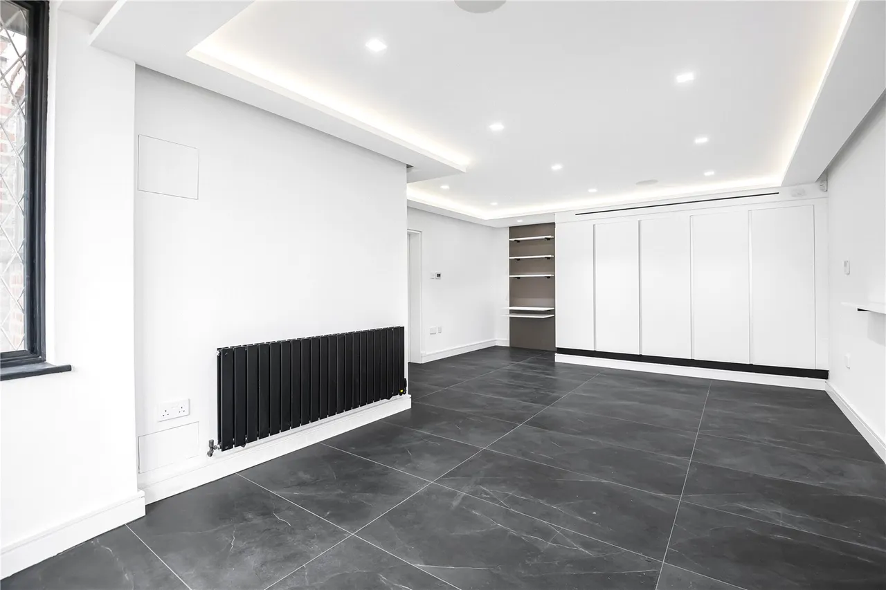 Forestdale, Southgate, N14 7DY, photo 11