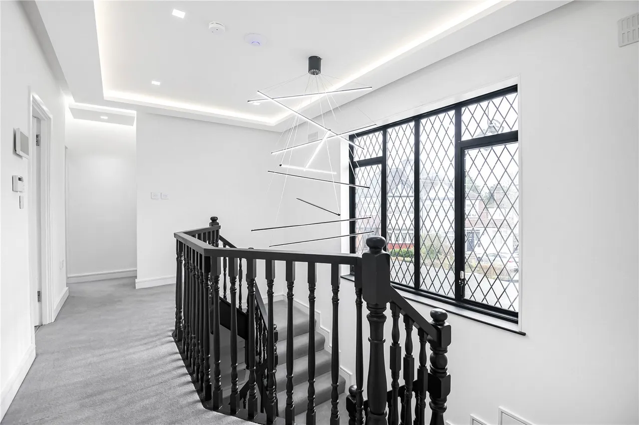Forestdale, Southgate, N14 7DY, photo 14