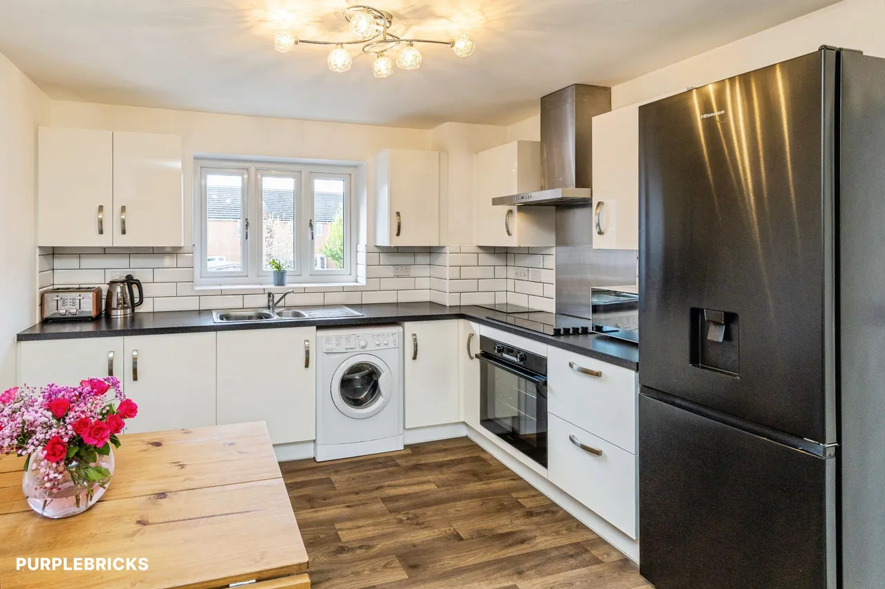 Robins Court, Chester, CH4, photo 3