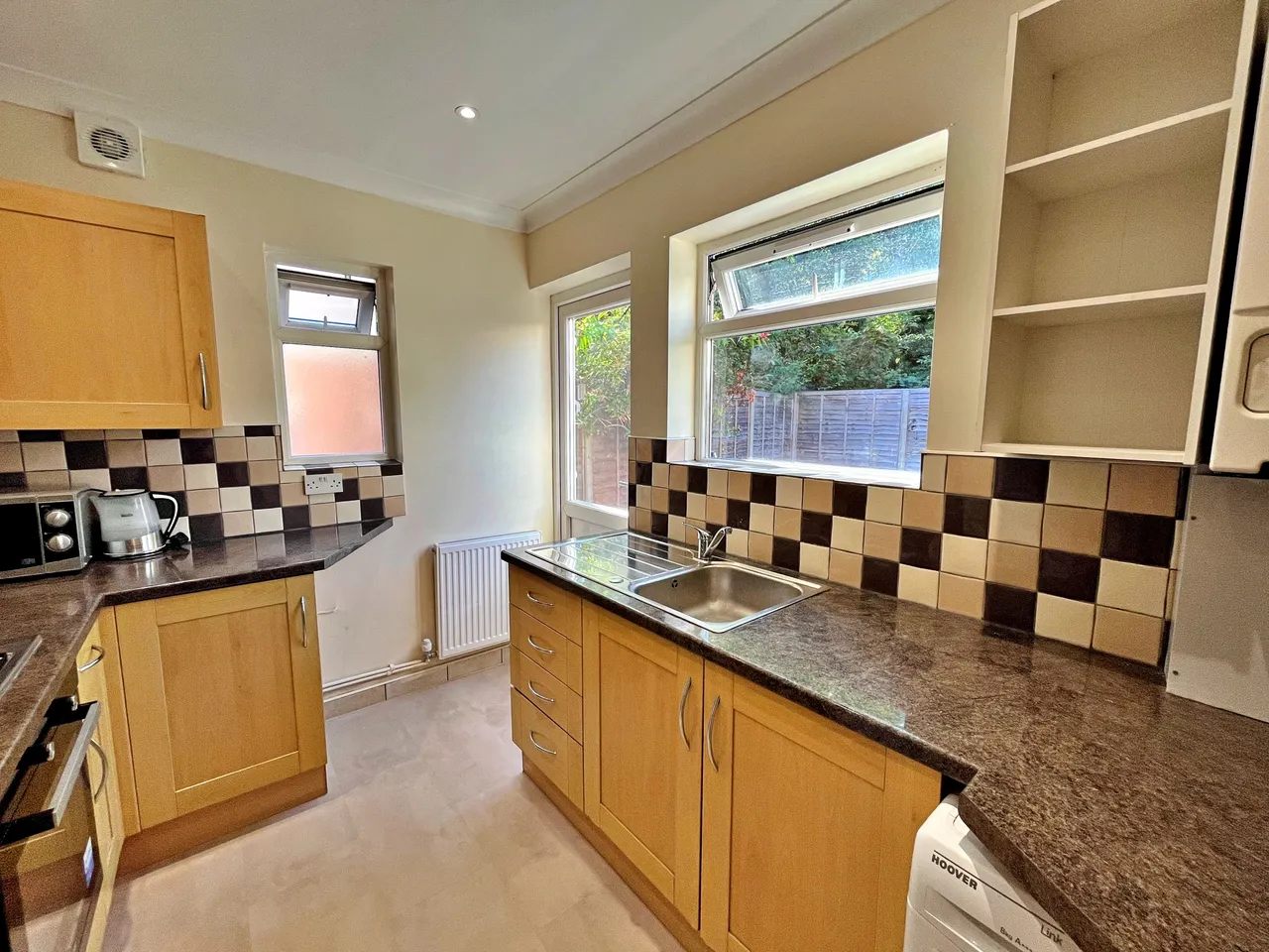 Clifton Road, Greenford, UB6, photo 10