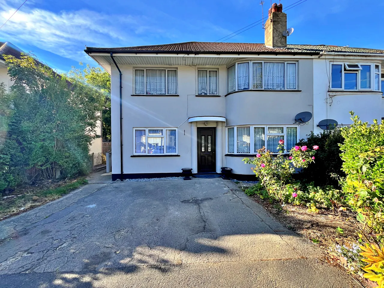 2 bed flat for sale, Clifton Road, Greenford, UB6