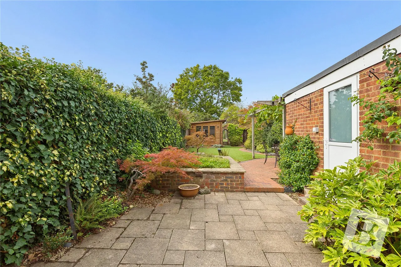 Dee Way, Rise Park, RM1, photo 5