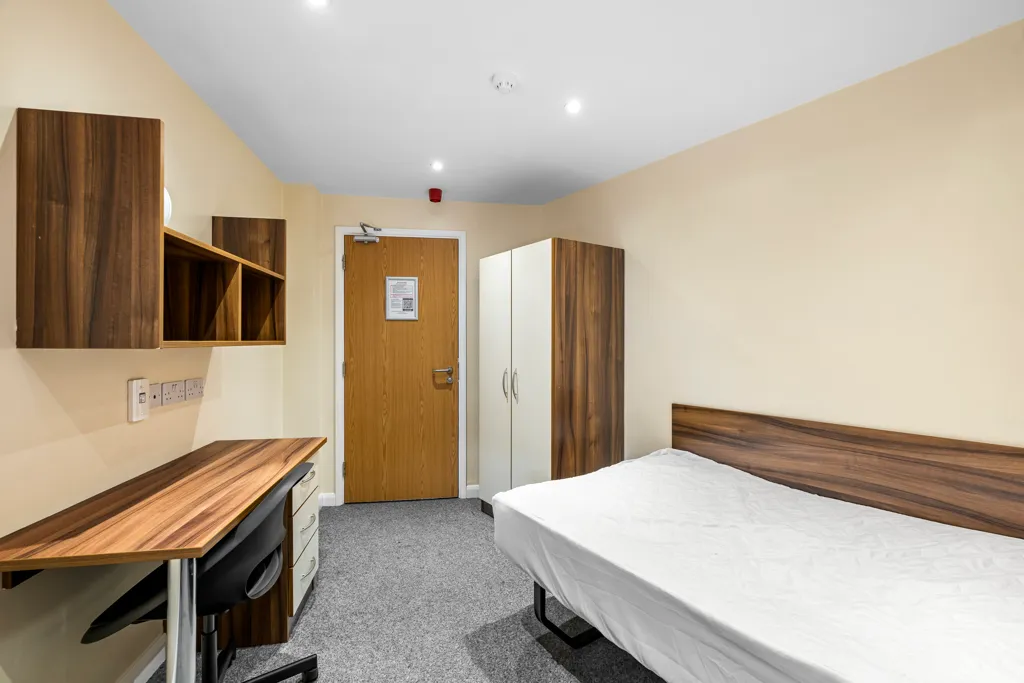 Carholme Road, Lincoln, LN1, photo 10