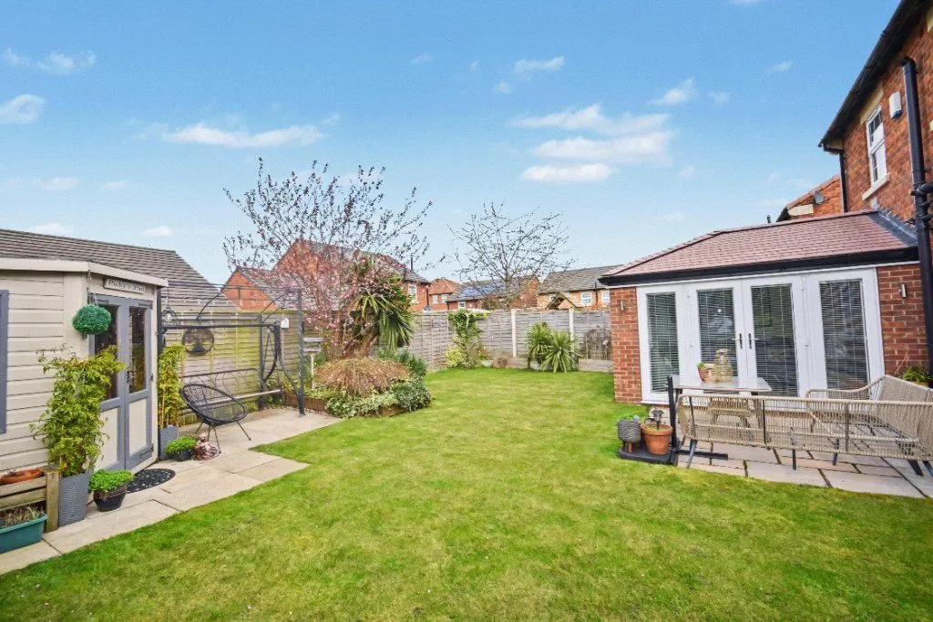 Leafield Drive, Wrenthorpe, WF2, photo 27