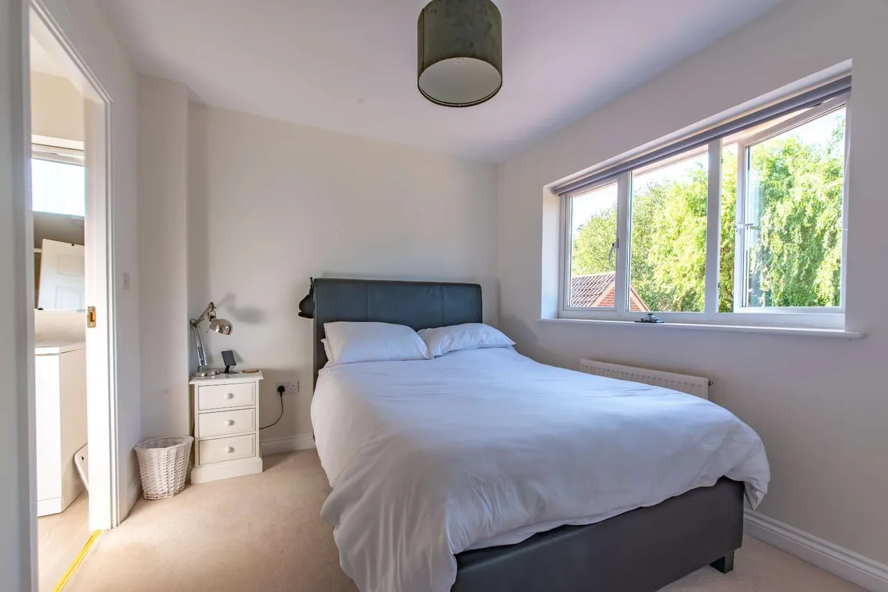Draytons View, Greenham, Thatcham, Berkshire, RG19 8SA, photo 12