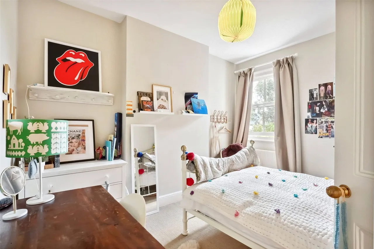 Belgrade Road, Hampton, TW12 2AZ, photo 11