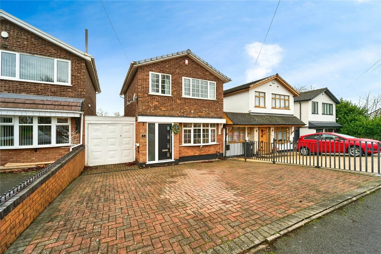 3 bed house for sale — Littlelawns Close, Walsall, West Midlands, WS8