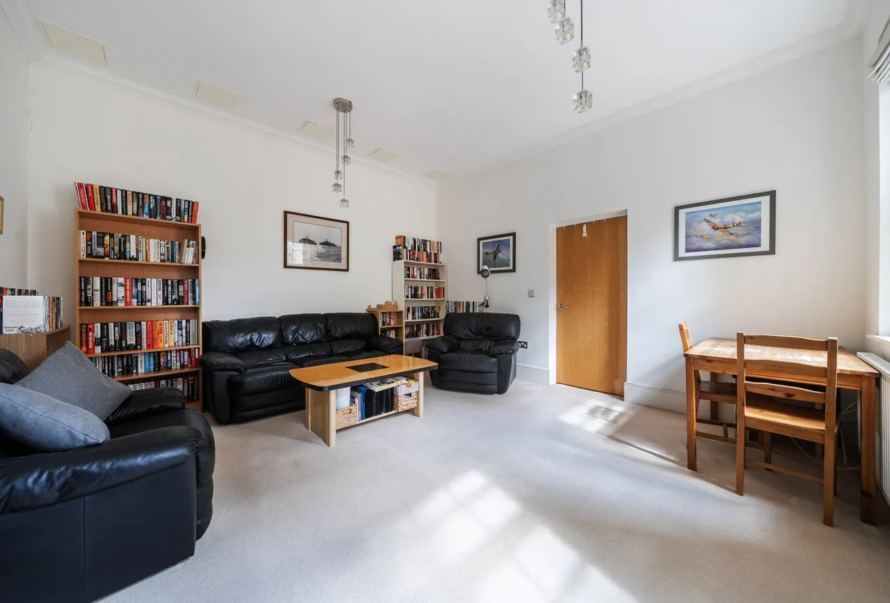 The Park, Cheltenham, GL50 2RW, photo 3