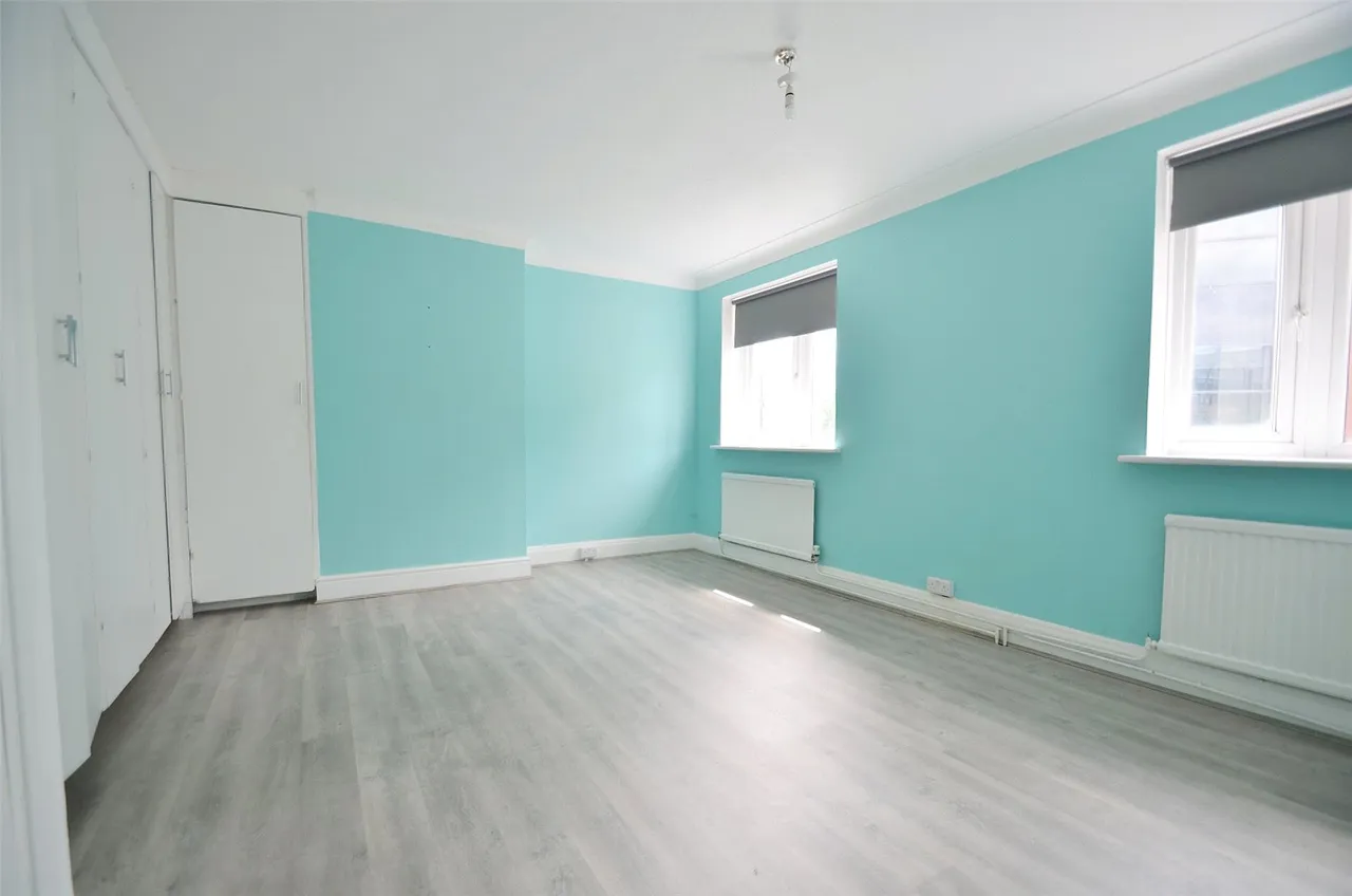 High Street, Purley, CR8, photo 6