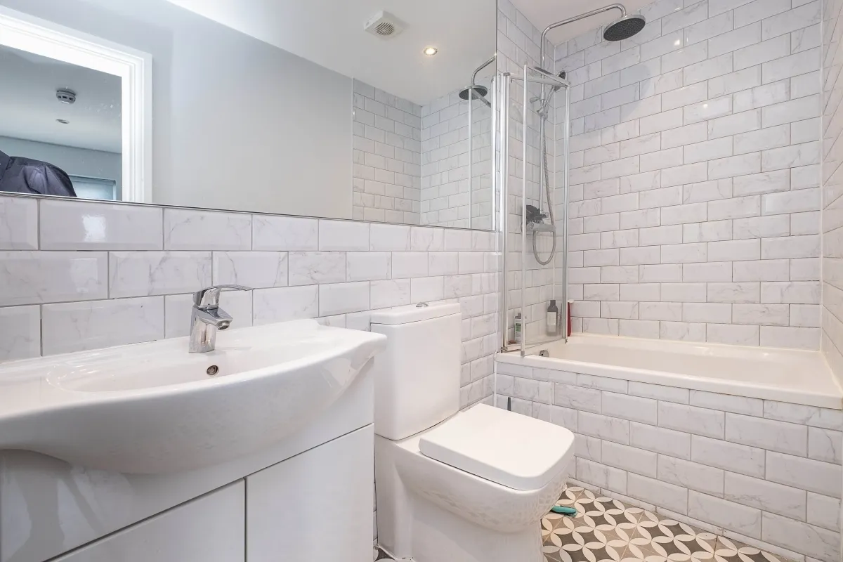 Kneller Road, Whitton, TW2, photo 6